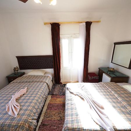 Pyramids Loft Guesthouse Cairo Quarto foto