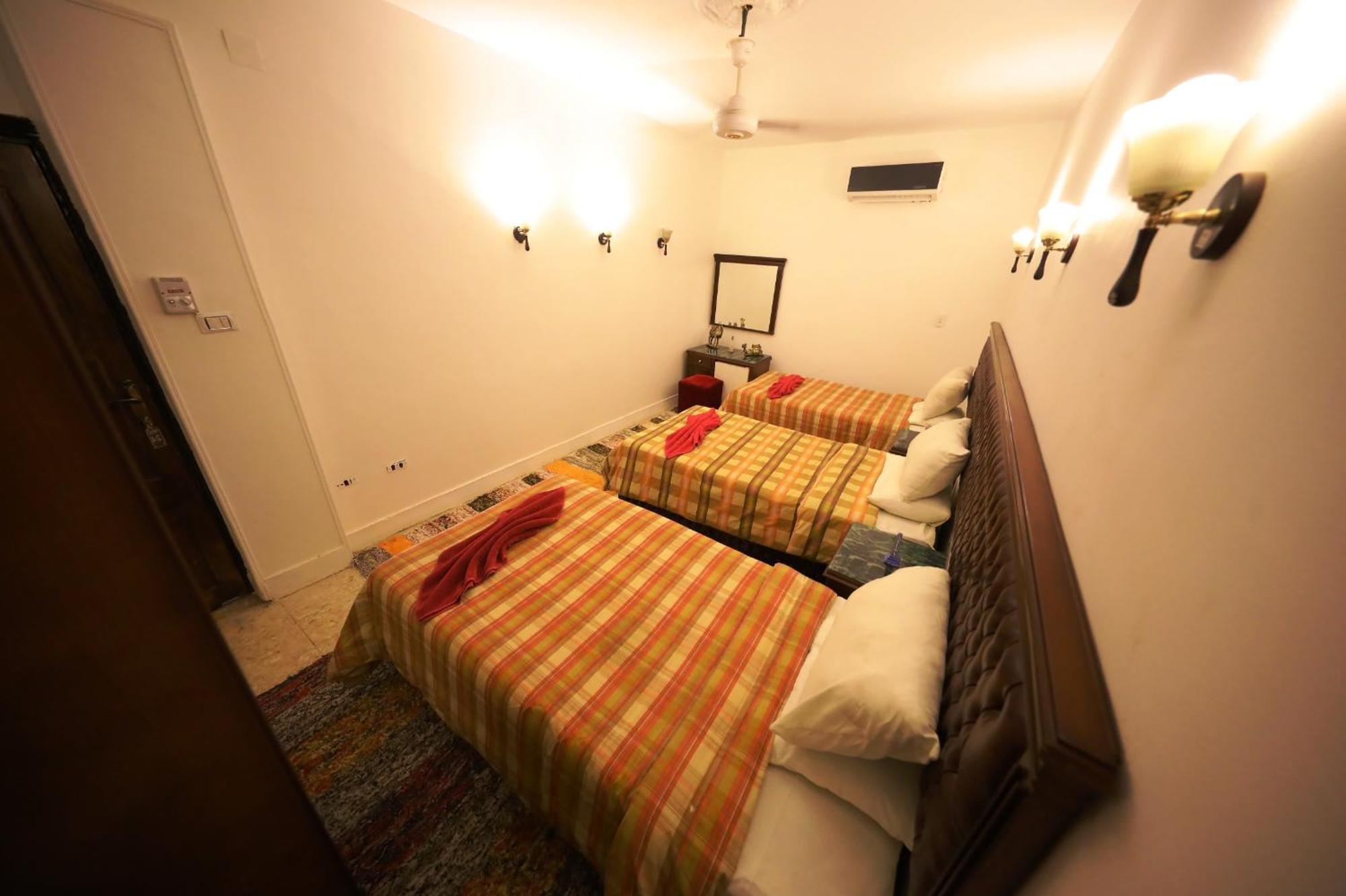 Pyramids Loft Guesthouse Cairo Quarto foto