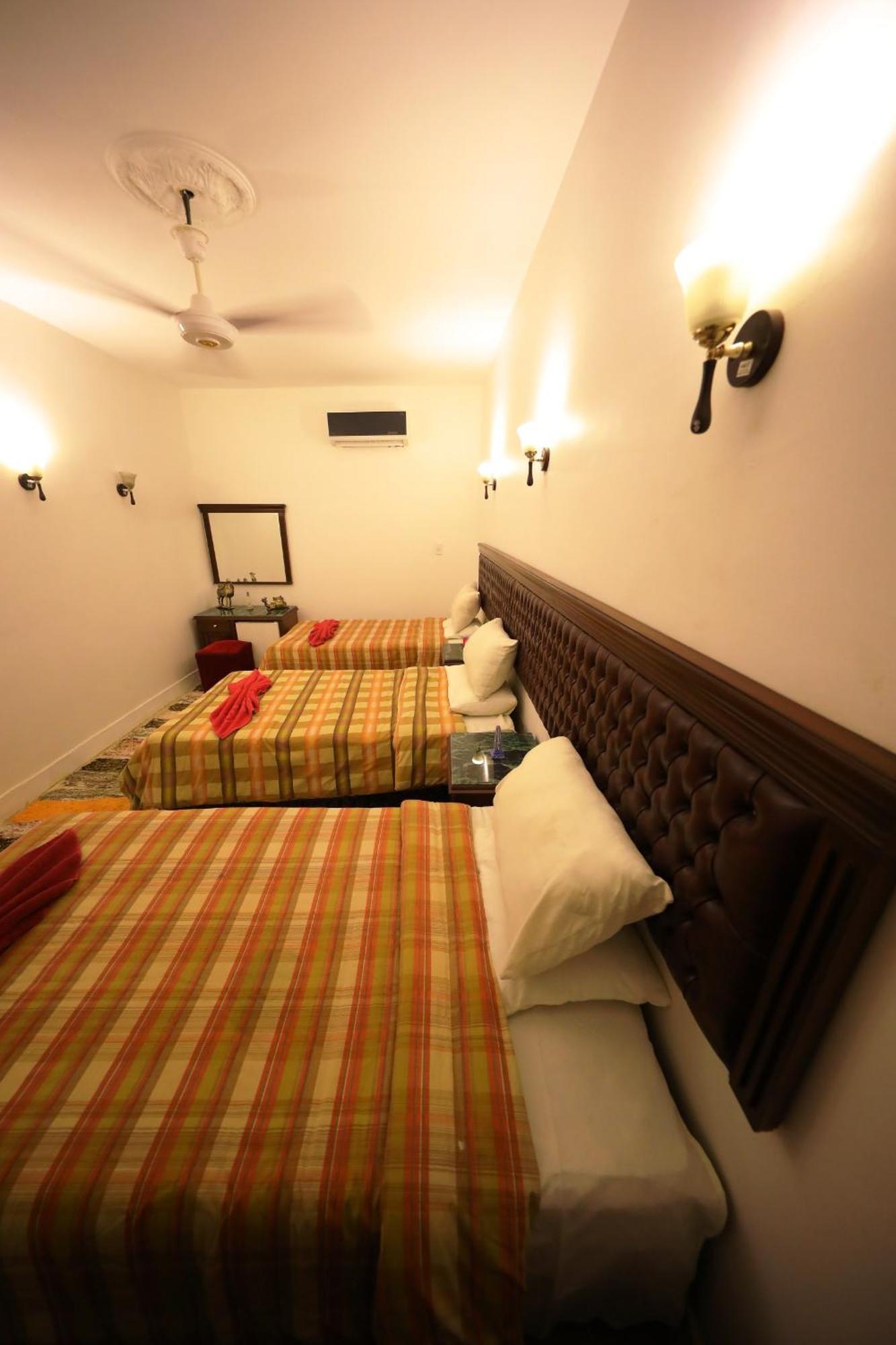 Pyramids Loft Guesthouse Cairo Quarto foto